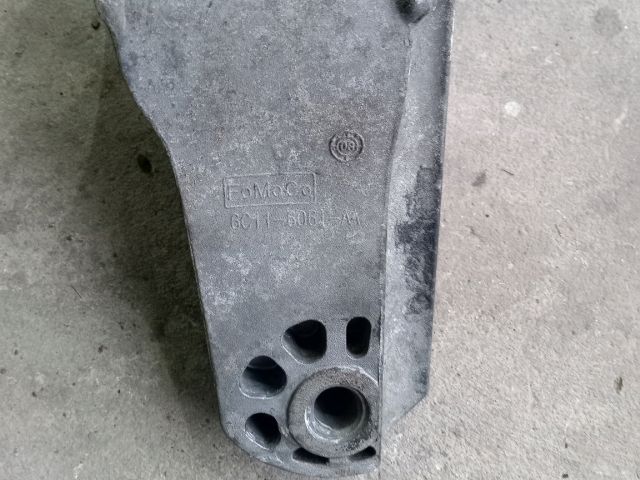 bontott FORD TRANSIT Motor Tartó Bak (Fém)