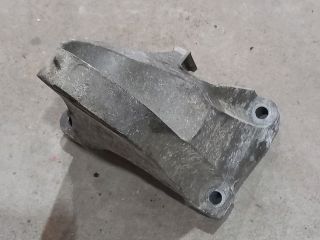 bontott FORD TRANSIT Motor Tartó Bak (Fém)