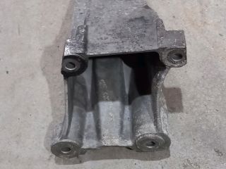 bontott FORD TRANSIT Motor Tartó Bak (Fém)