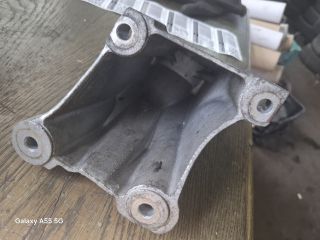 bontott FORD TRANSIT Motor Tartó Bak (Fém)