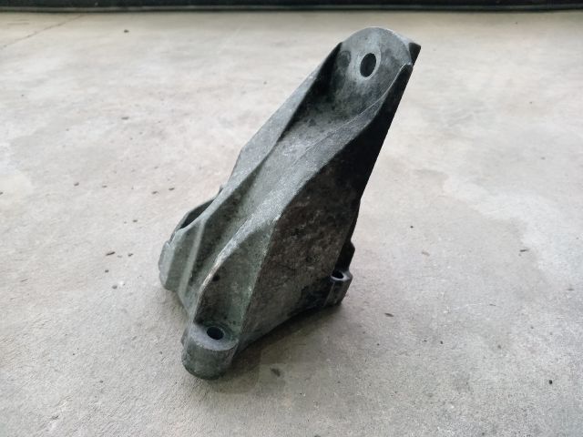 bontott FORD TRANSIT Motor Tartó Bak (Fém)