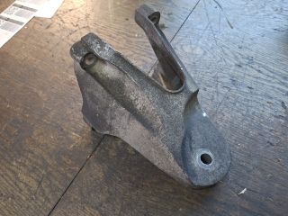 bontott FORD TRANSIT Motor Tartó Bak (Fém)