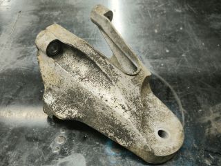 bontott FORD TRANSIT Motor Tartó Bak Jobb