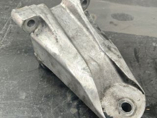 bontott FORD TRANSIT Motor Tartó Bak (Pozíciófüggetlen)