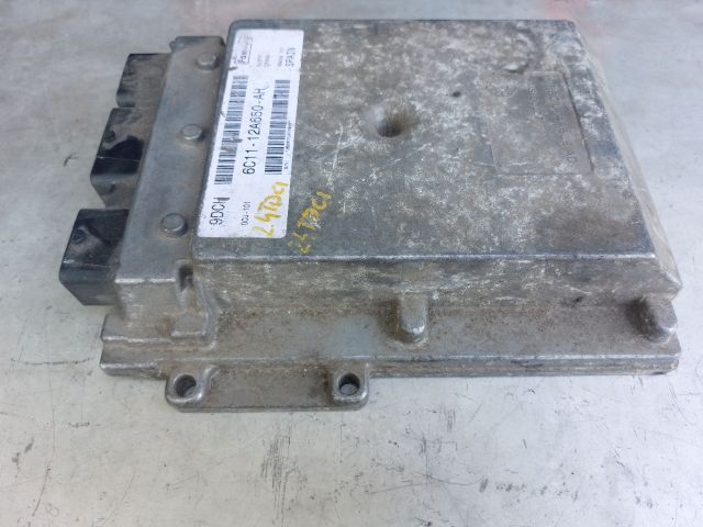 bontott FORD TRANSIT Motorvezérlő