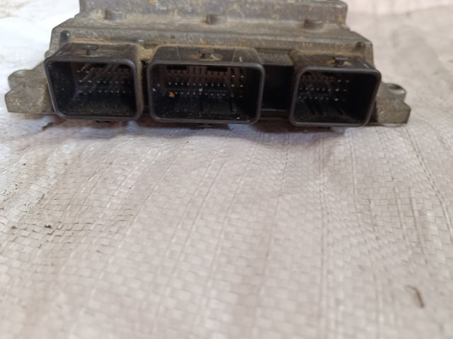 bontott FORD TRANSIT Motorvezérlő