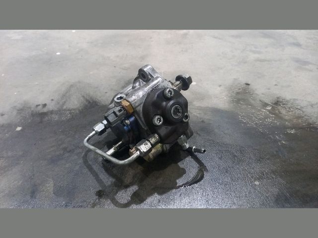 bontott FORD TRANSIT Nagynyomású Szivattyú