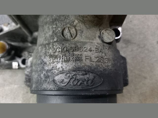 bontott FORD TRANSIT Olajszűrő Ház