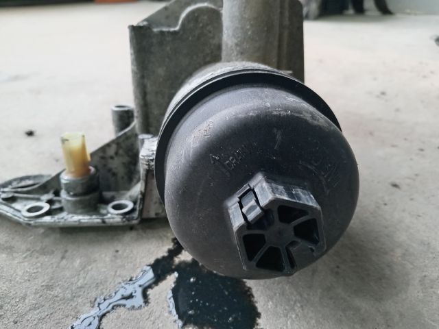 bontott FORD TRANSIT Olajszűrő Ház