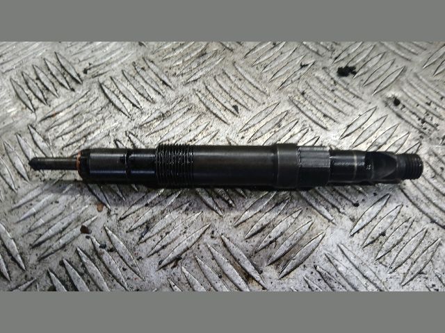 bontott FORD TRANSIT Porlasztó (1 db)