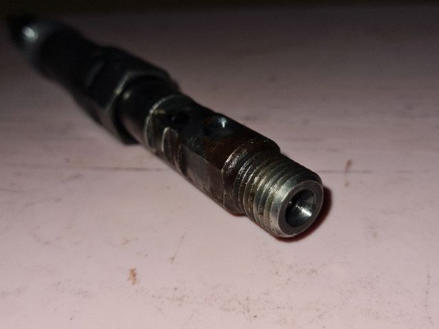 bontott FORD TRANSIT Porlasztó (1 db)