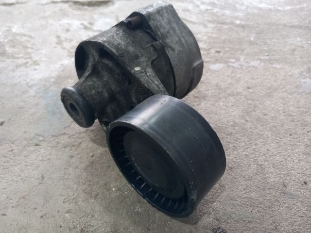 bontott FORD TRANSIT Szíjfeszítő Görgő