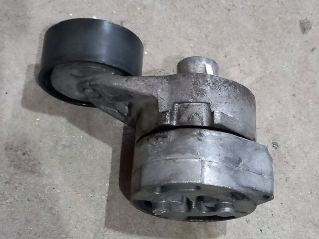 bontott FORD TRANSIT Szíjfeszítő Görgő