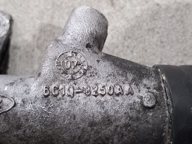 bontott FORD TRANSIT Vízcső