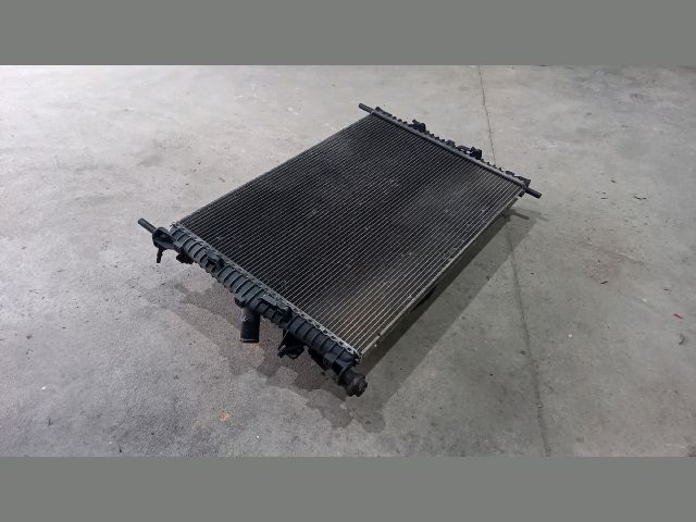 bontott FORD TRANSIT Vízhűtő Radiátor (Nem klímás)