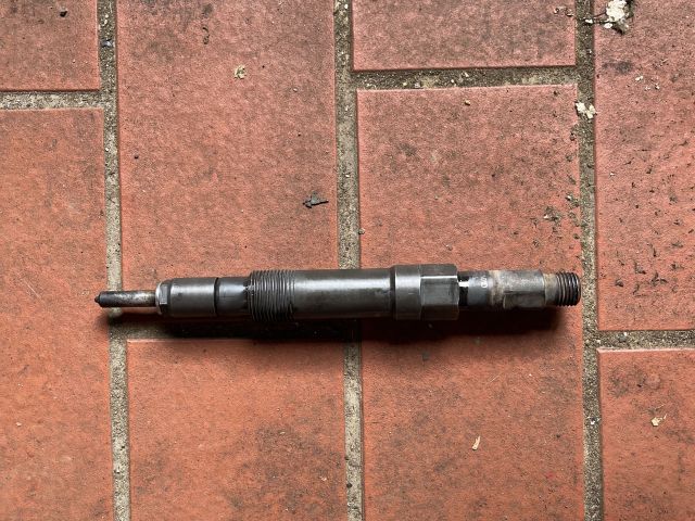 bontott FORD TRANSIT Porlasztó (1 db)