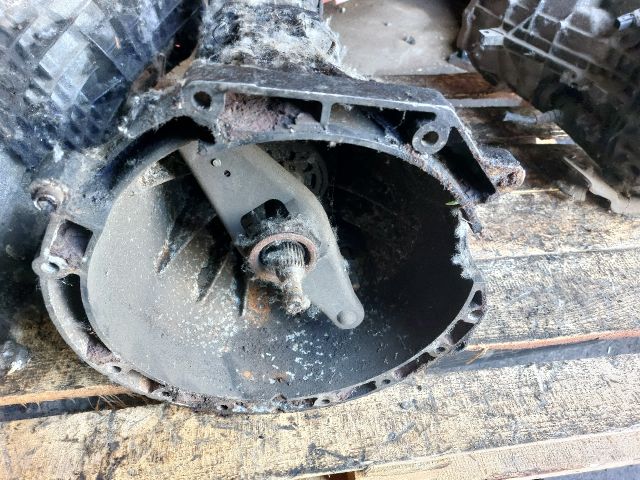 bontott FORD TRANSIT Váltó (Mechanikus)