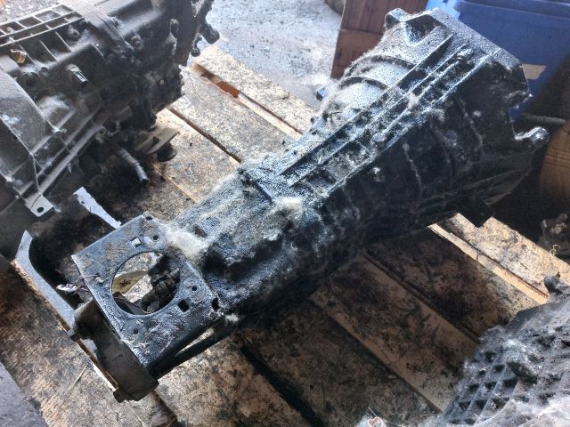 bontott FORD TRANSIT Váltó (Mechanikus)