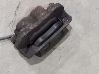 bontott FORD TRANSIT Bal első Féknyereg Munkahengerrel