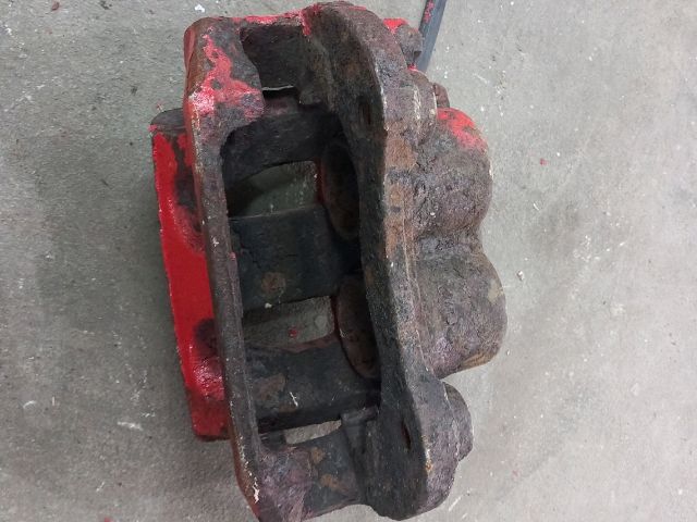 bontott FORD TRANSIT Bal első Féknyereg Munkahengerrel