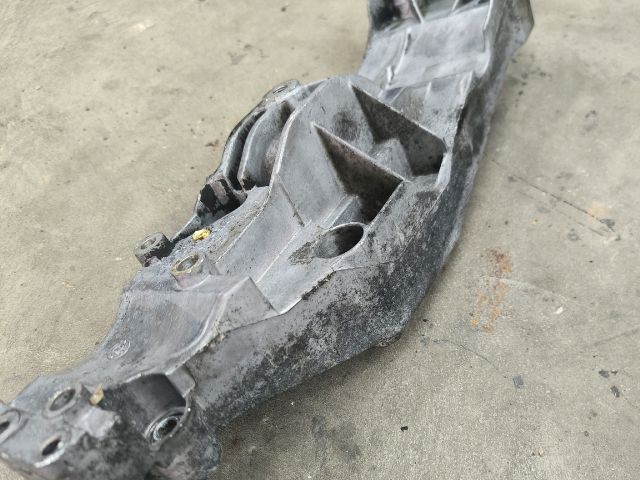 bontott FORD TRANSIT Generátor Tartó Bak