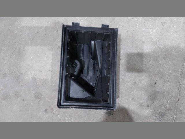 bontott FORD TRANSIT Légszűrő Ház Fedél