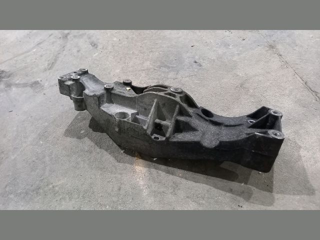 bontott FORD TRANSIT Generátor Tartó Bak