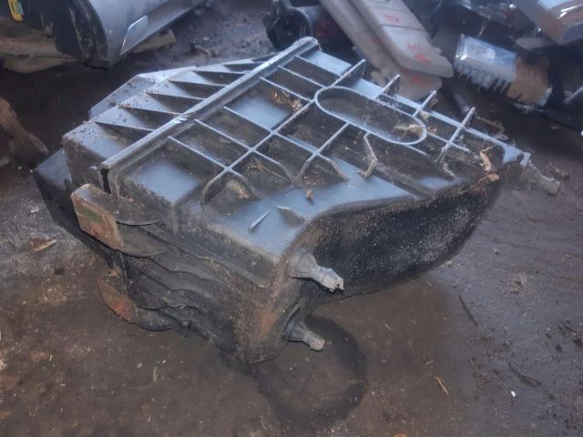 bontott FORD TRANSIT Légszűrő Ház