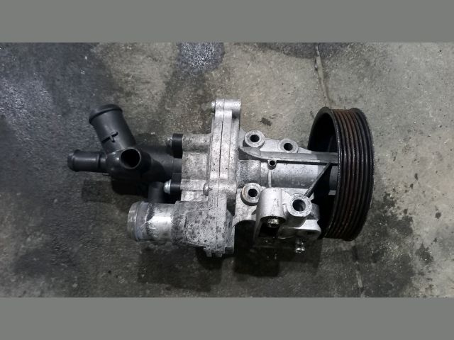 bontott FORD TRANSIT Vízpumpa