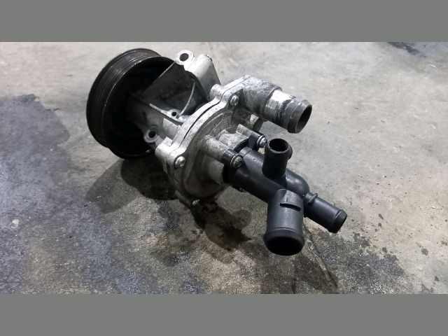 bontott FORD TRANSIT Vízpumpa