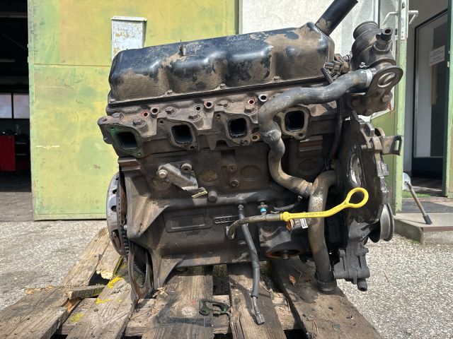 bontott FORD TRANSIT Motor (Fűzött blokk hengerfejjel)