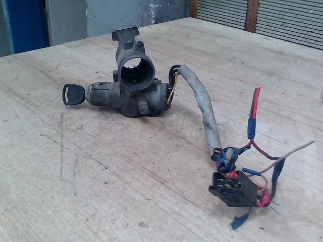 bontott FORD TRANSIT Gyújtáskapcsoló