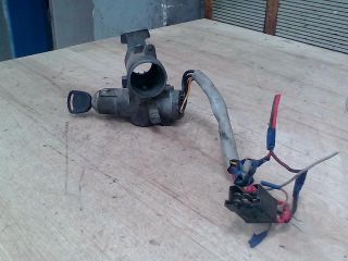 bontott FORD TRANSIT Gyújtáskapcsoló