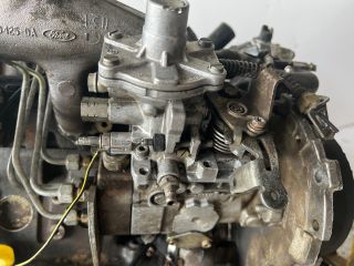 bontott FORD TRANSIT Motor (Fűzött blokk hengerfejjel)