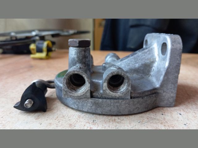 bontott FORD TRANSIT Gázolajszűrő Ház