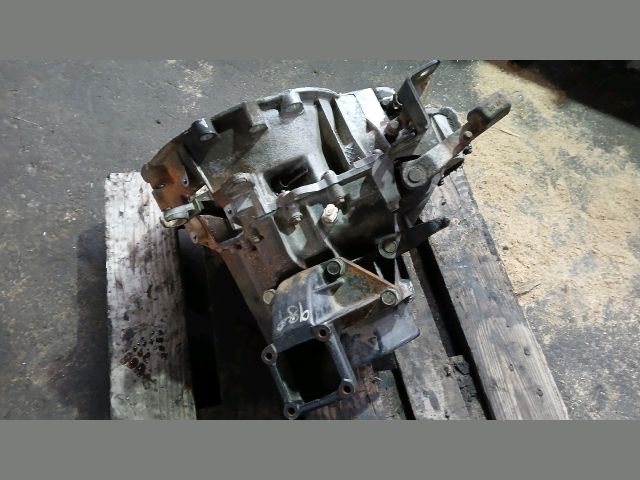 bontott FORD TRANSIT Váltó (Mechanikus)