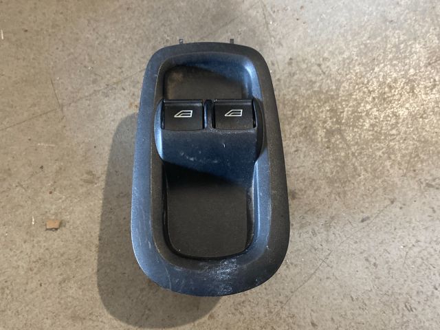 bontott FORD TRANSIT Ablakemelő Kapcsoló Négyes / Kettes