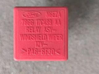 bontott FORD TRANSIT Ablaktörlő Relé