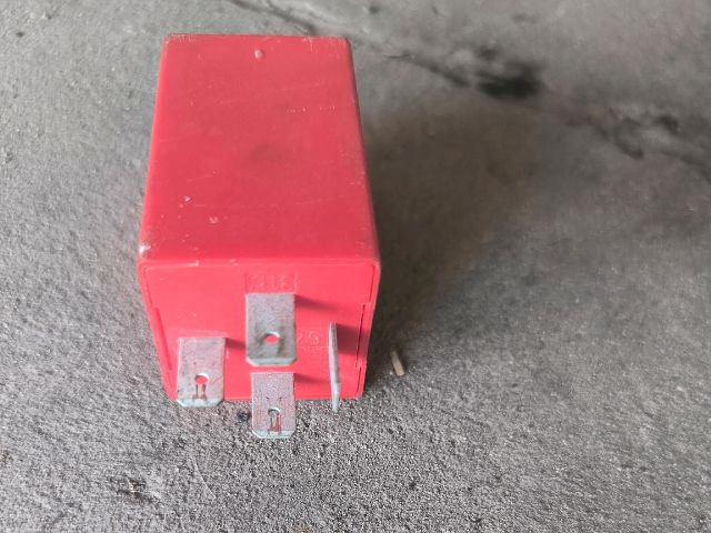 bontott FORD TRANSIT Ablaktörlő Relé