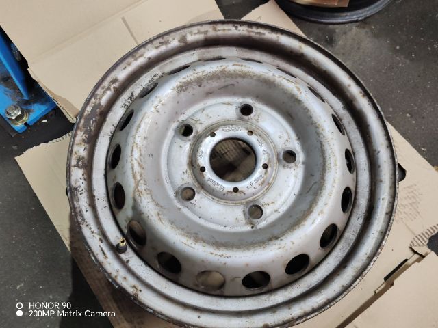 bontott FORD TRANSIT Acélfelni (1 db)