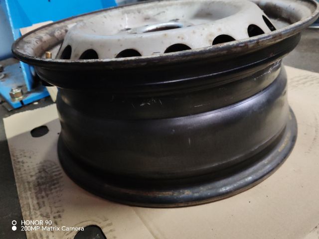 bontott FORD TRANSIT Acélfelni (1 db)