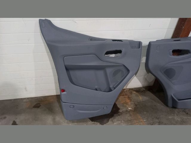 bontott FORD TRANSIT Ajtó Kárpit Szett
