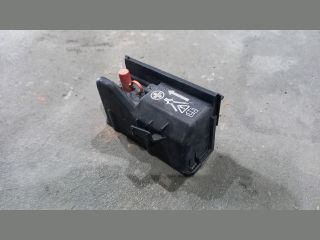 bontott FORD TRANSIT Akkumulátor Saru Fedél