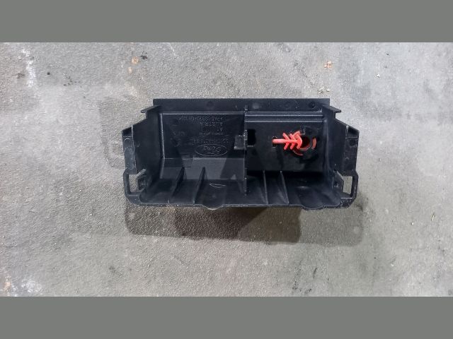 bontott FORD TRANSIT Akkumulátor Saru Fedél