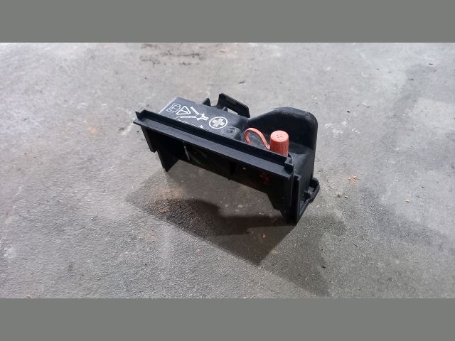 bontott FORD TRANSIT Akkumulátor Saru Fedél