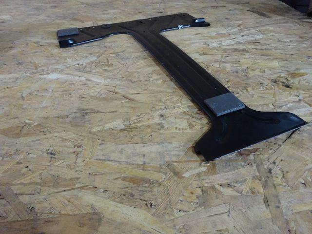 bontott FORD TRANSIT Akkumulátor Tartó