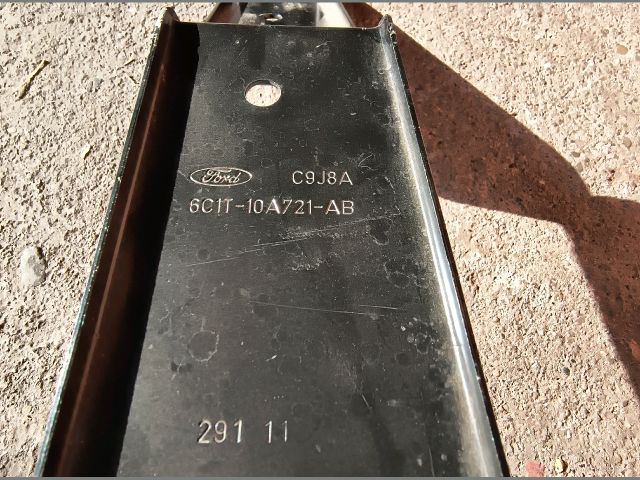 bontott FORD TRANSIT Akkumulátor Tartó