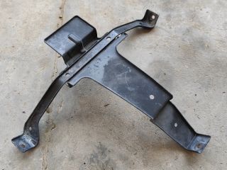 bontott FORD TRANSIT Akkumulátor Tartó