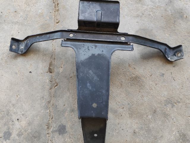 bontott FORD TRANSIT Akkumulátor Tartó