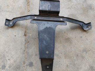 bontott FORD TRANSIT Akkumulátor Tartó